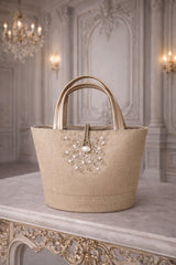 „Shoppertasche Feminina Coralina mit Korallen-Stickerei, Süßwasserperlen, Prasiolith, Satinfutter und Perlmuttverschluss.“