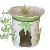 „Aromalampe aus Keramik mit Perlmutt-Effekt – geeignet für ätherische Öle, beruhigendes Raumambiente.“