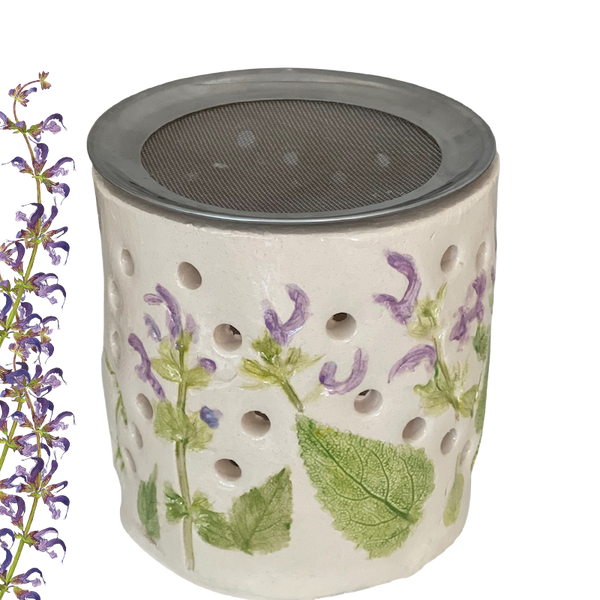 Aromalampe aus Keramik „Salbei und Licht“ mit filigranem Muskatellersalbei-Motiv, handgemachtes Stövchen für Duftöle, Wachsmelts und Räucherwerk.