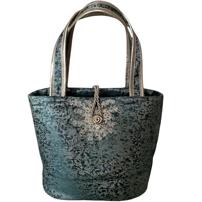 Prodktfoto Edle Tasche Feminina Atlantis Bloom, inspiriert von der Schönheit der Unterwasserwelt und Atlantis.