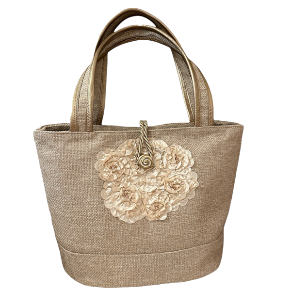 Produktfoto "Handgefertigte Designer Tasche Feminina Rose mit kunstvoller Rosenapplikation, verziert mit Kunzit-Edelsteinen und eleganter Kordelverschluss mit Perlmuttknopf."